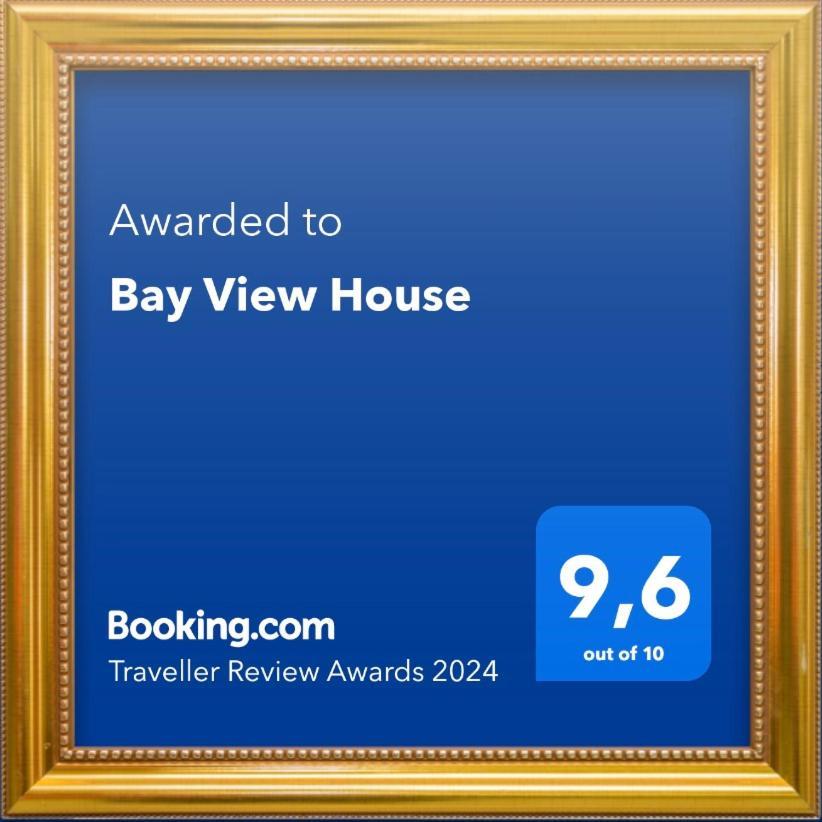 Bay View House Bed & Breakfast แวนคูเวอร์ ภายนอก รูปภาพ