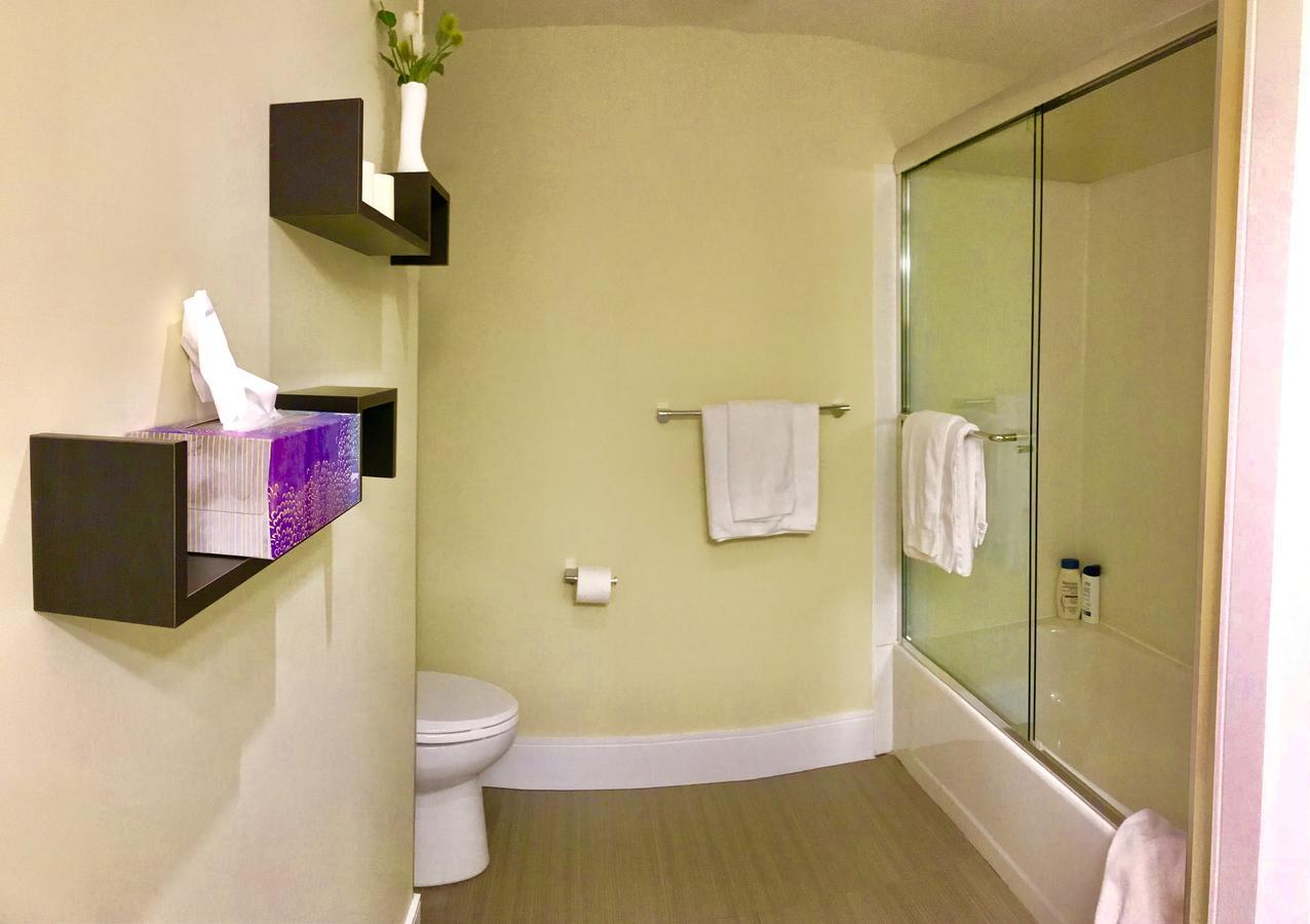 Bay View House Bed & Breakfast แวนคูเวอร์ ภายนอก รูปภาพ