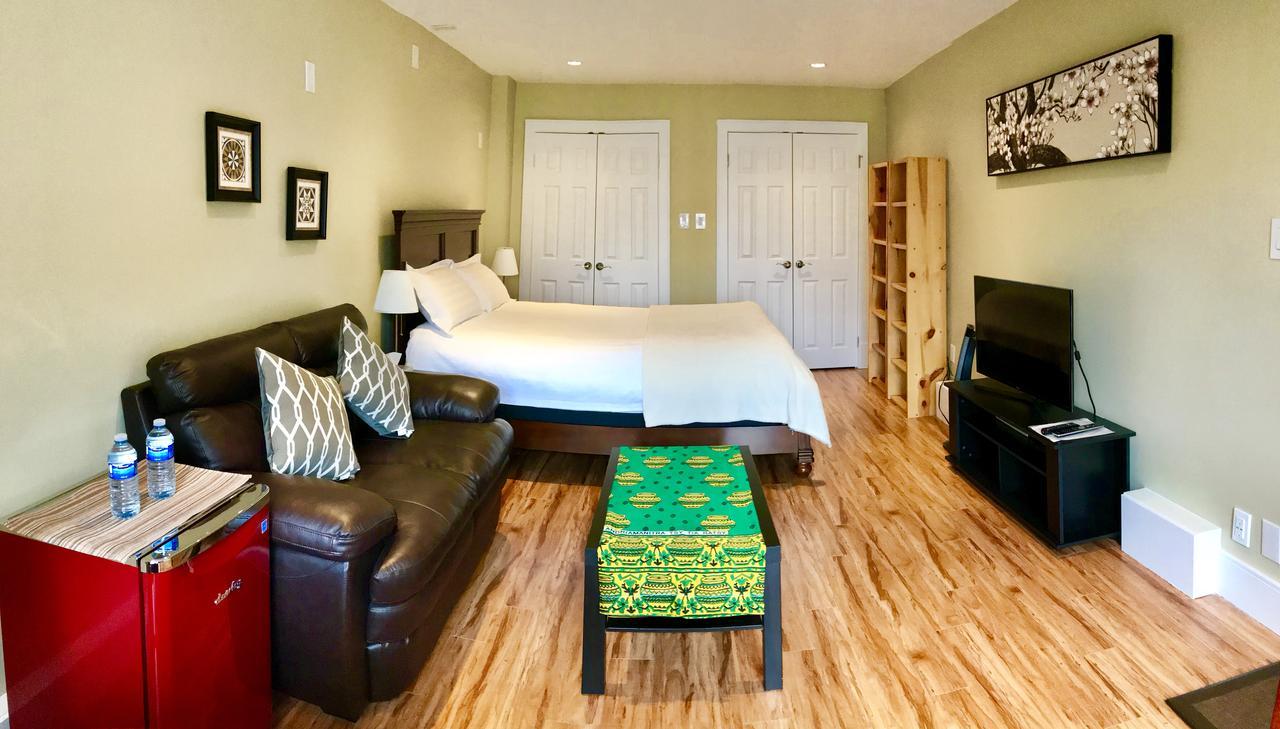 Bay View House Bed & Breakfast แวนคูเวอร์ ภายนอก รูปภาพ